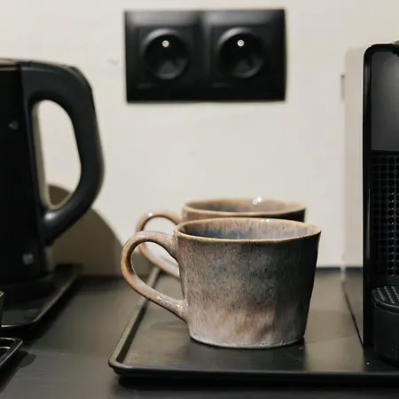 Nomadic Lite شقة *